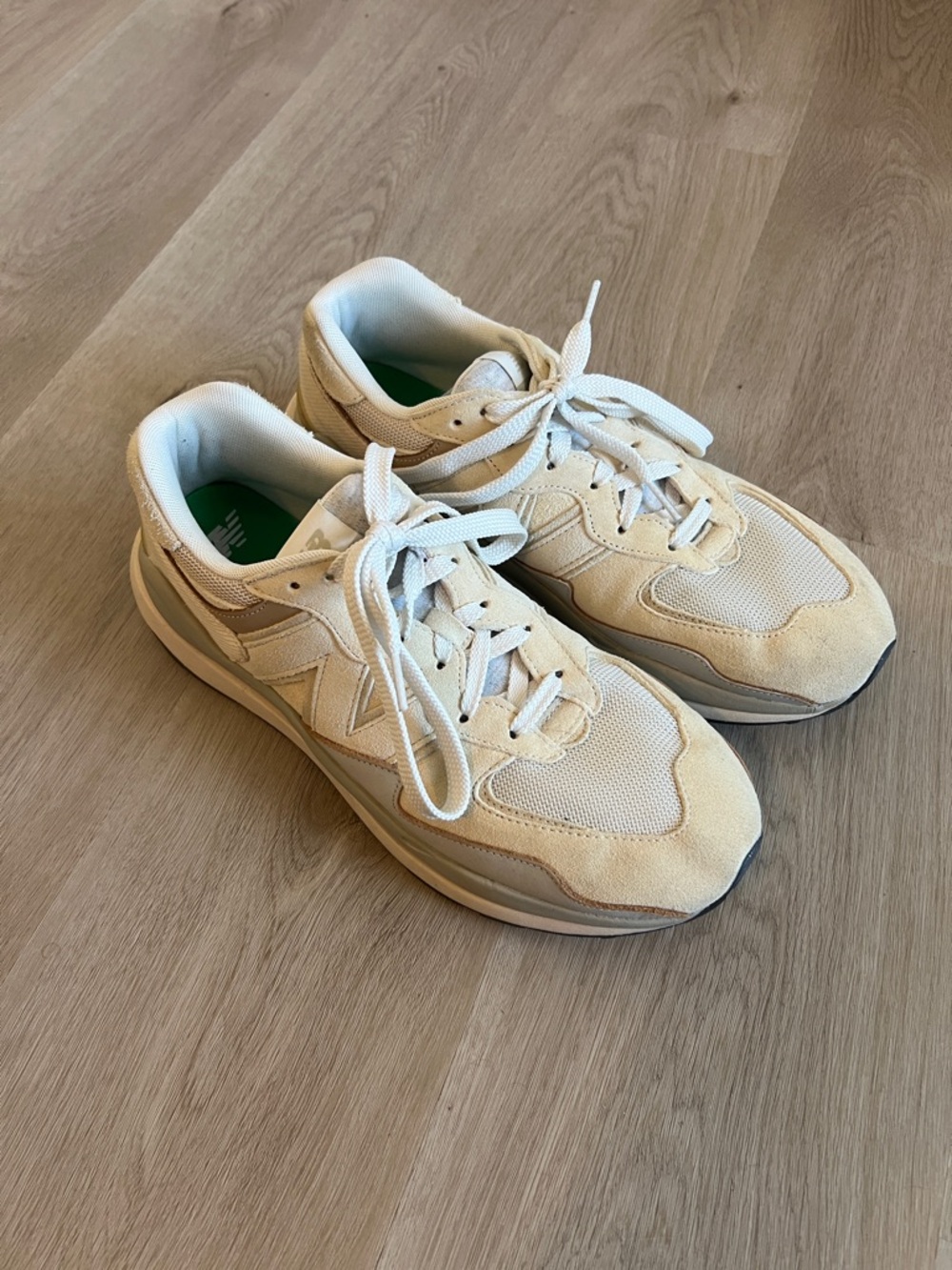 New Balance Cream/Tan Men's Sneakers